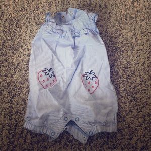 Strawberry ruffle romper
